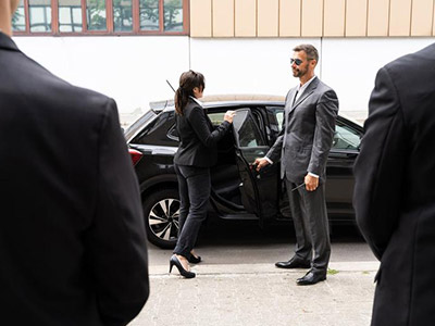 上海大企業(yè)雇環(huán)宇兄弟保鏢布局商務(wù)展會活動安全